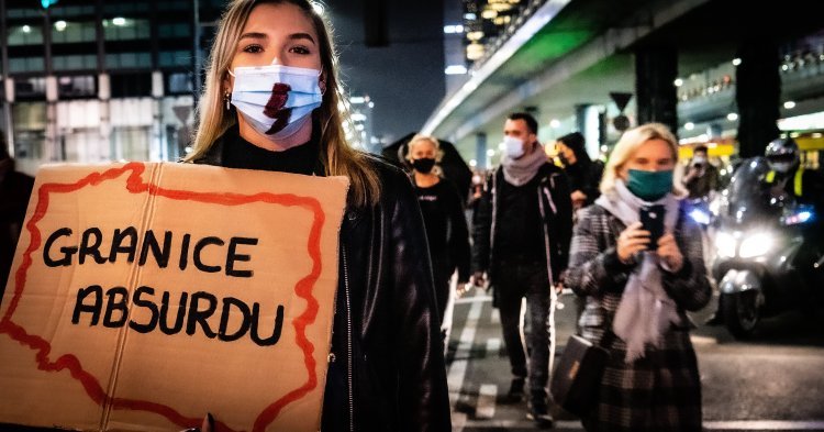 Black protests in Poland: Women's strike or objection towards the government?