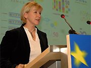 Carton rouge à la politique de communication de l'Union européenne