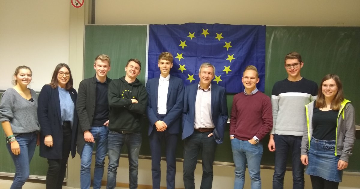 Normalisation and Fragmentation Interview with Prof. Dr